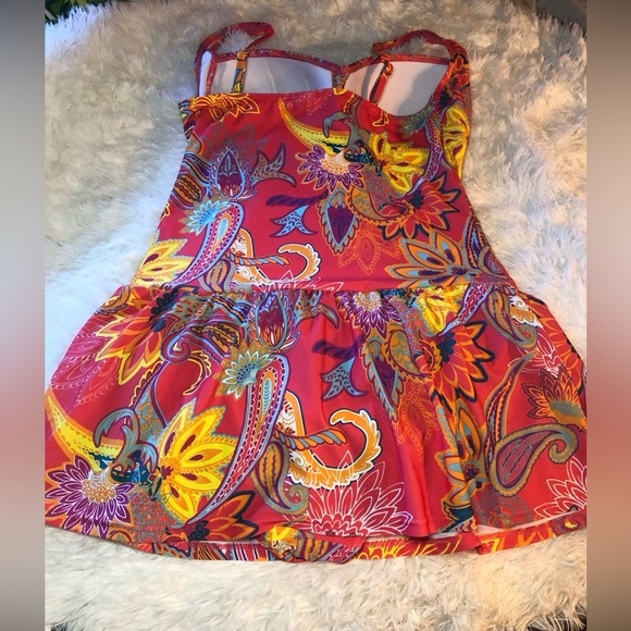 VENUS Pink Paisley One Piece Swimsuit - Picture 13 of 16